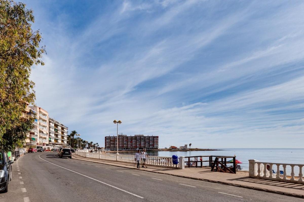 Nice Apartment With Terrace On The Los Locos Beach Торевьиа Экстерьер фото